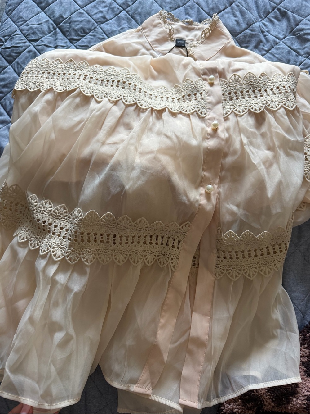 Cider - NWT - XL - CHIFFON HIGH NECK GUIPURE PEARL BUTTON MAXI DRESS - Picture 6 of 8